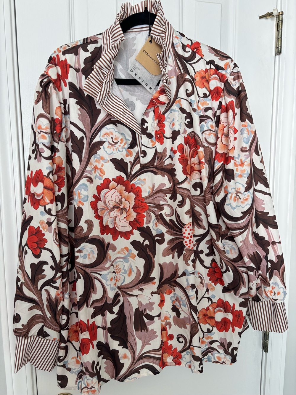 Women's Floral Button-Up Blouse in Cream, Brown & Red